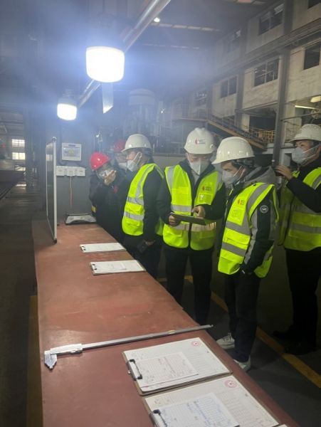 湖南中伟客户来访</a>